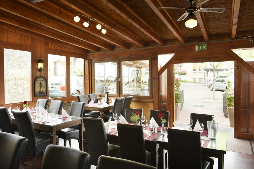 Hotel Zur Post Kleve Kleve  Exteriör bild